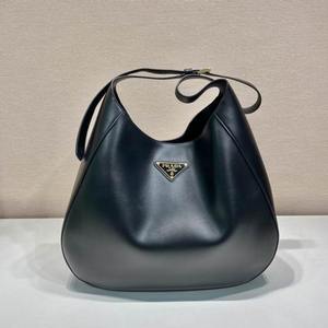 Prada Handbags 459